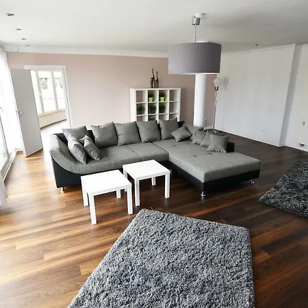 Dorya Am Ring 아파트 *